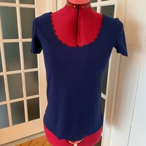 Jay Manuel Blue Scalloped Edge Top 10$ or 2 for 15$!